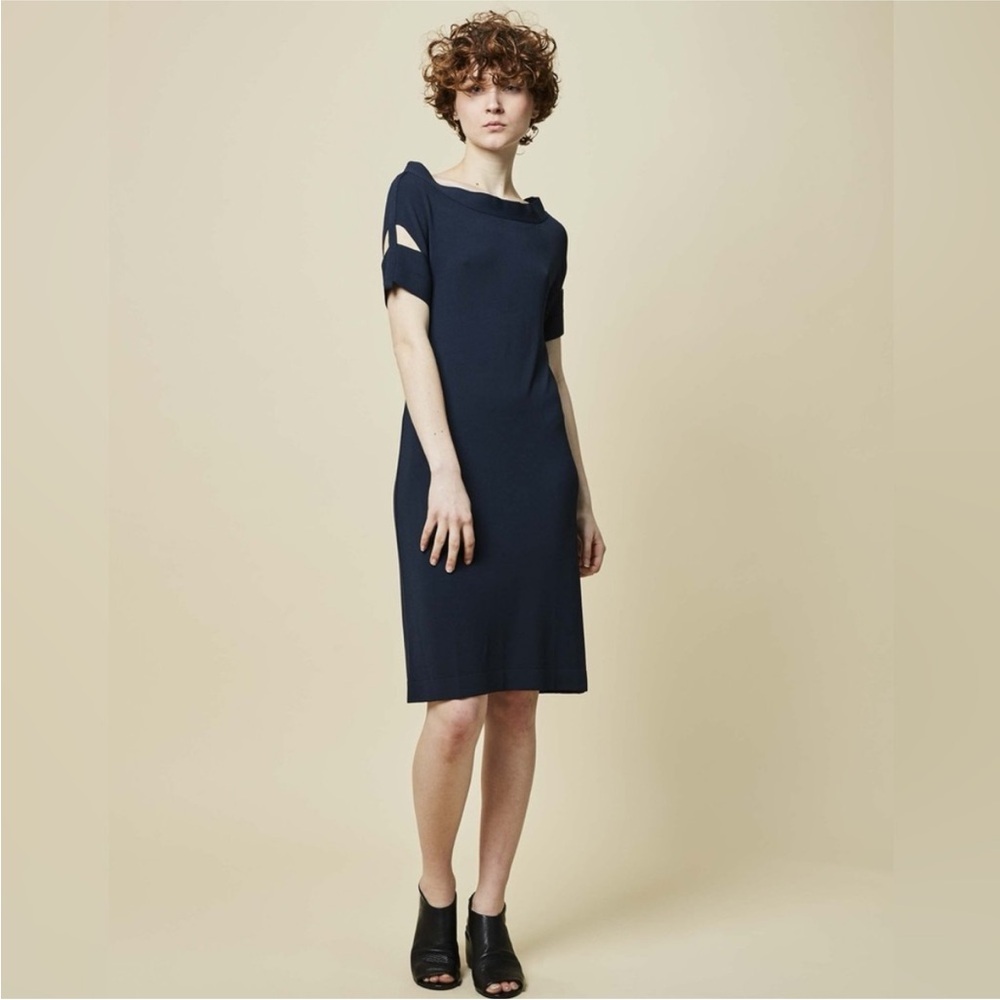 Annette Gortz Maira Navy Blue Short Sleeve Cut Out Fine Knit Dress Size Medium